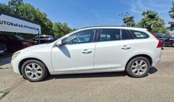 Volvo V60 V60 2.0 D3 Momentum, Webasto, Bluetooth, Hak, PDC, Bi-Xenon full