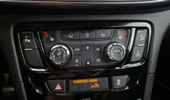 Opel Mokka X 4×4, Automat, Klimatronic 2-stref, Podgrz fotele i kierownica, CarPlay full