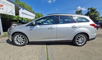 Ford Focus Klimatyzacja, Podgrzewana szyba czołowa, 2 kpl. kół, Bi-Xenon full
