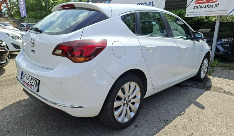 Opel Astra Klimatyzacja automatyczna 2-stref, Bluetooth, AUX, USB, PDC 2x full