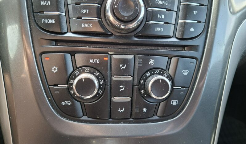 Opel Astra Klimatyzacja automatyczna 2-stref, Bluetooth, AUX, USB, PDC 2x full