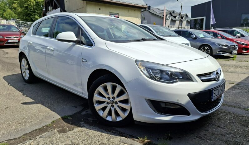 Opel Astra Klimatyzacja automatyczna 2-stref, Bluetooth, AUX, USB, PDC 2x full