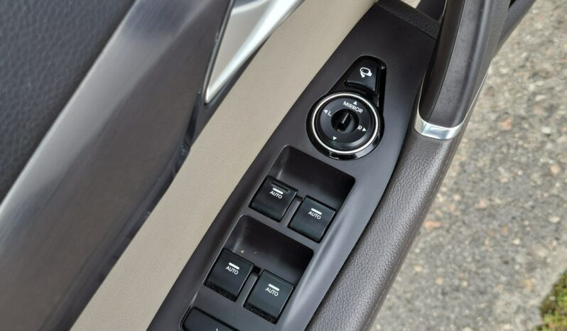 Hyundai i40 Klimatronic 2-stref, Went. i podgrz. fotele, Navi, Przyciemniane szyby full