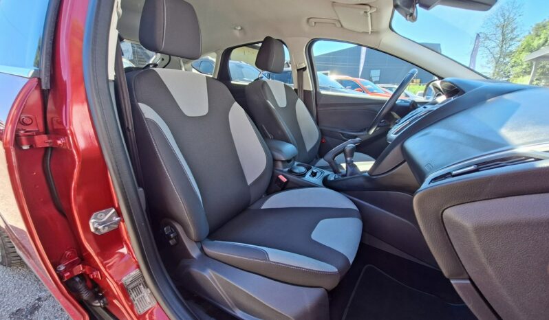 Ford Focus Klimatyzacja, Podgrz. fotele, Podgrz. przednia szyba, Ele szyby 4x full