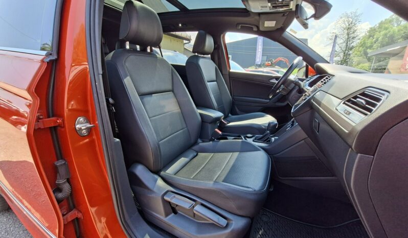 Volkswagen Tiguan Klimatronic 2-stref, Podgrz. fotele, Panorama, CarPlay/AndroidAuto full