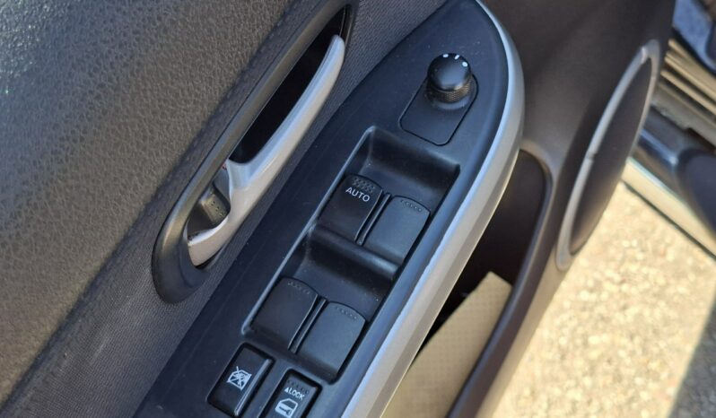 Suzuki Grand Vitara 4×4, Klimatronic, Reduktor, Hak, Ele szyby 4x, Podgrz. fotele full