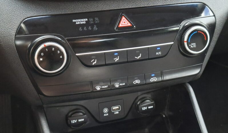 Hyundai Tucson Klimatyzacja, PDC, Kamera cofania, Nawigacja, CarPlay/AndroidAuto full
