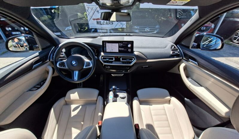 BMW iX3 FaceLift, LED, EDC, M Shadowline, Hak, HarmanKardon full