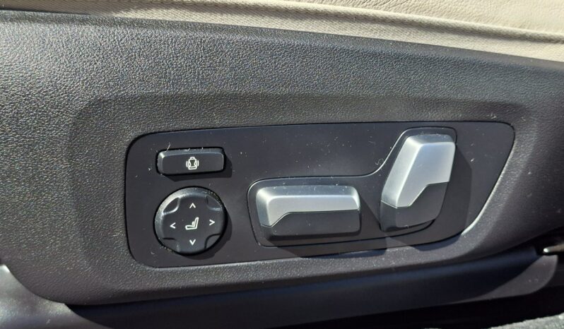 BMW iX3 FaceLift, LED, EDC, M Shadowline, Hak, HarmanKardon full