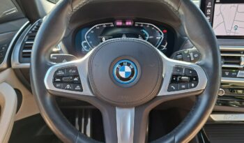 BMW iX3 FaceLift, LED, EDC, M Shadowline, Hak, HarmanKardon full