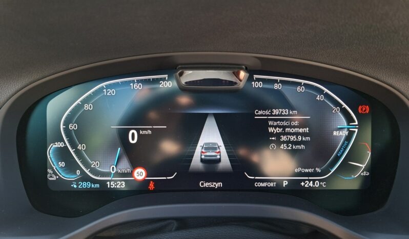 BMW iX3 FaceLift, LED, EDC, M Shadowline, Hak, HarmanKardon full