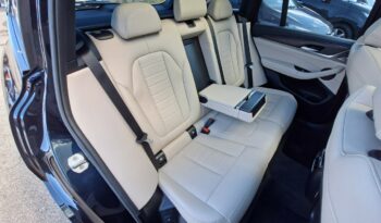 BMW iX3 FaceLift, LED, EDC, M Shadowline, Hak, HarmanKardon full