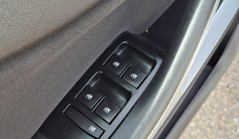 Opel Zafira Klimatyzacja, Podgrz. fotele + kierownica, PDC 2x, 7 osobowy full