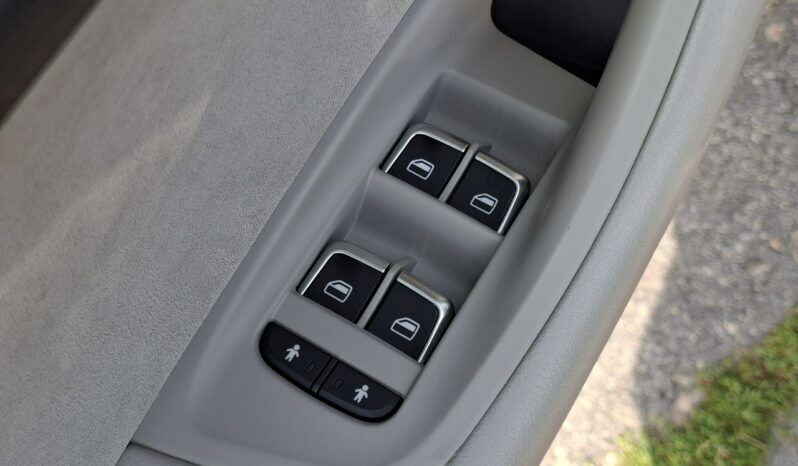 Audi A6 Quattro, Klimatronic 4-stref, Podgrz. fotele przód i tył, 2 kpl. kół full