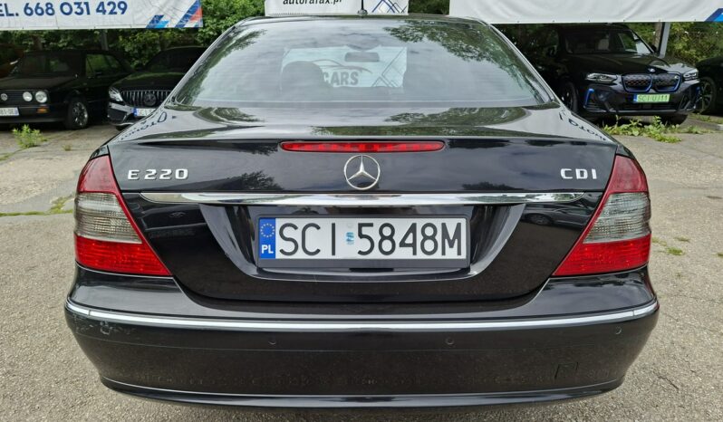 Mercedes E 220 Klimatronic 2-stref, Automat, Ele szyby 4x, Xenon, PDC 2x full