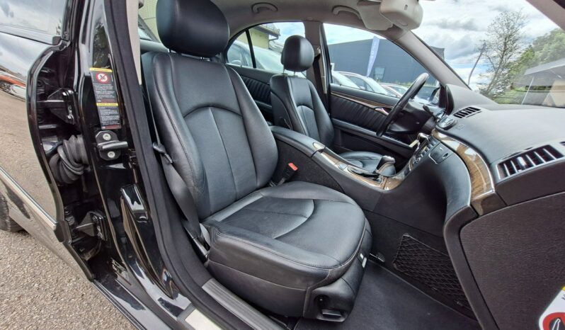 Mercedes E 220 Klimatronic 2-stref, Automat, Ele szyby 4x, Xenon, PDC 2x full