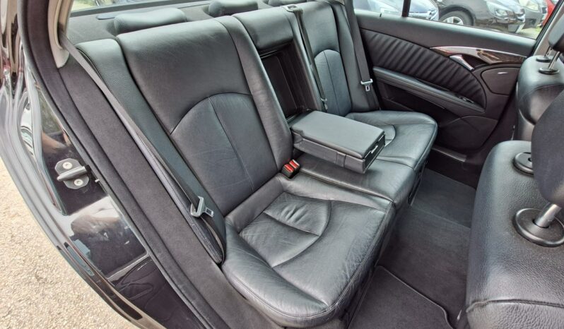 Mercedes E 220 Klimatronic 2-stref, Automat, Ele szyby 4x, Xenon, PDC 2x full