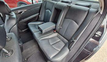 Mercedes E 220 Klimatronic 2-stref, Automat, Ele szyby 4x, Xenon, PDC 2x full