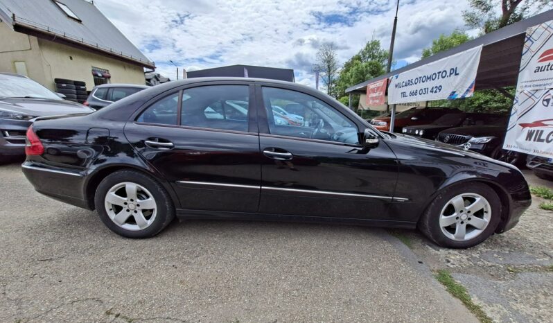 Mercedes E 220 Klimatronic 2-stref, Automat, Ele szyby 4x, Xenon, PDC 2x full