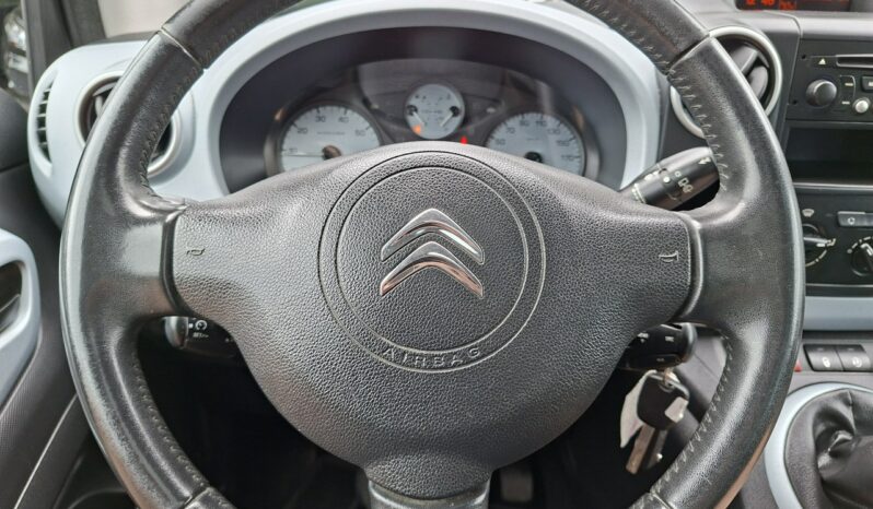 Citroen Berlingo Klimatyzacja, Dach panoramiczny, nawiewy w dachu, Hak, 2 kpl. kół, PDC full