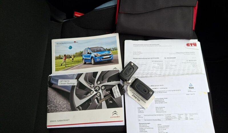 Citroen Berlingo Klimatyzacja, Dach panoramiczny, nawiewy w dachu, Hak, 2 kpl. kół, PDC full