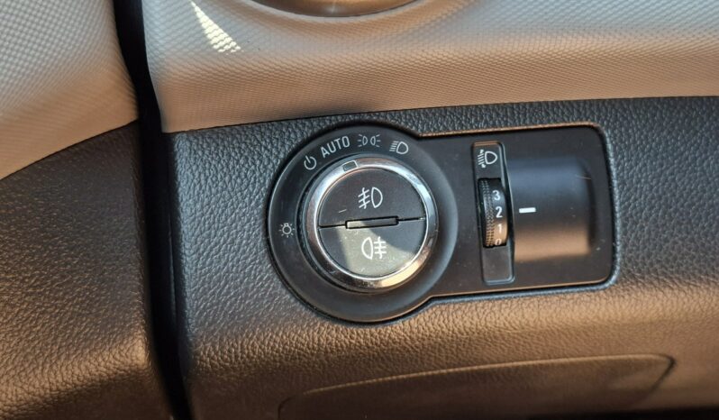Chevrolet Aveo Klimatyzacja, Podgrz. fotele, Czujniki parkowania, Alu full