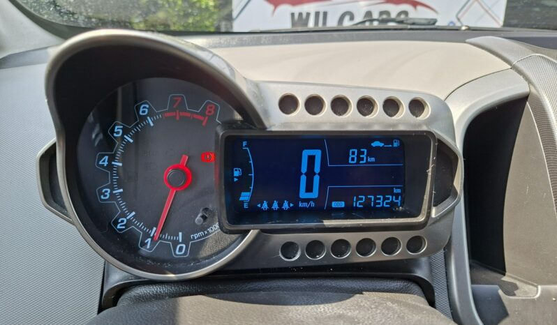 Chevrolet Aveo Klimatyzacja, Podgrz. fotele, Czujniki parkowania, Alu full