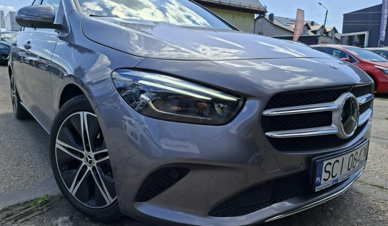 Mercedes B 250 4Matic, Klimatronic, Virt. Cockpit, Burmester, Podgrz fotele, CarPlay full