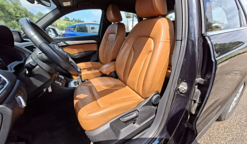 Audi Q3 Klimatronic 2-stref, Podgrz. fotele, Bi-Xenon, 2 kpl. kół, 2x PDC full