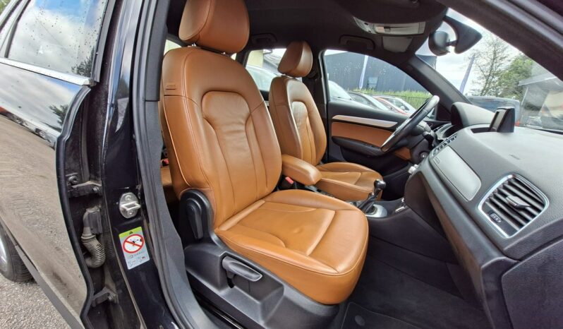 Audi Q3 Klimatronic 2-stref, Podgrz. fotele, Bi-Xenon, 2 kpl. kół, 2x PDC full