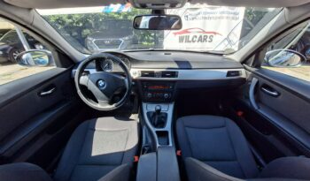 BMW 318 RWD, Klimatronic 2-stref., Podgrzewane fotele, Czujniki parkowania full