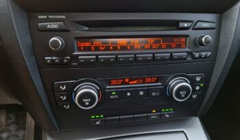 BMW 318 RWD, Klimatronic 2-stref., Podgrzewane fotele, Czujniki parkowania full