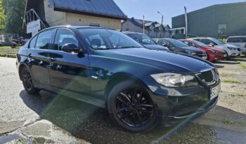 BMW 318 RWD, Klimatronic 2-stref., Podgrzewane fotele, Czujniki parkowania full