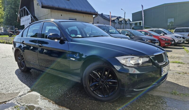 BMW 318 RWD, Klimatronic 2-stref., Podgrzewane fotele, Czujniki parkowania full