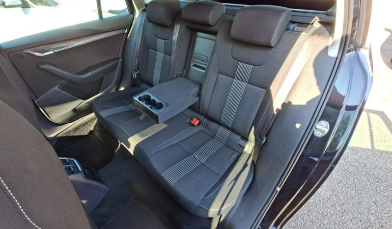 Škoda Octavia Klimatronic 2-stref, Podgrz. fotele + kierownica, DSG, Hak, CarPlay full