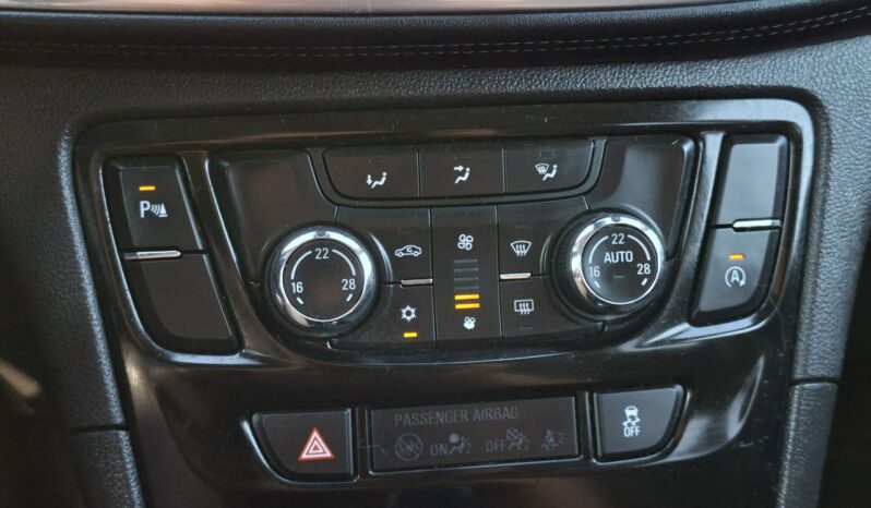 Opel Mokka X Klimatronic 2-stref, Nawigacja, CarPlay/AndroidAuto, PDC 2x, Kamera full