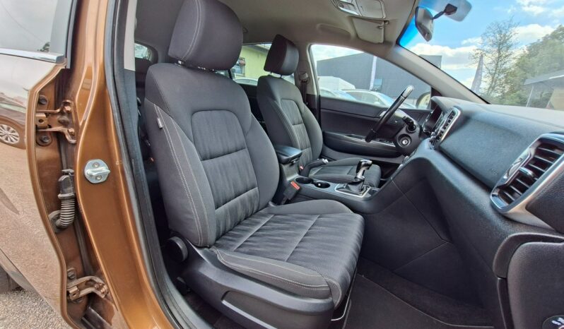 Kia Sportage Kamera Cofania,Pdc Navi Podgrz. fotele przód i tył + kierownica, Hak, full