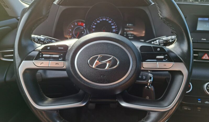 Hyundai Elantra Klimatyzacja, PL Salon, Czujniki parkowania, 2 komplety opon full