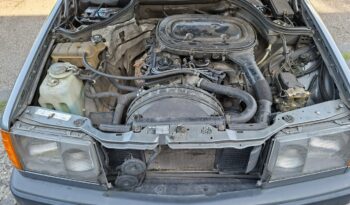 Mercedes E 200 Elektryczne szyby, Elektryczne lusterka, Skrzynia manualna full