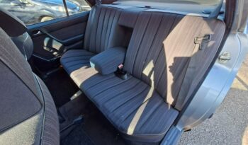 Mercedes E 200 Elektryczne szyby, Elektryczne lusterka, Skrzynia manualna full