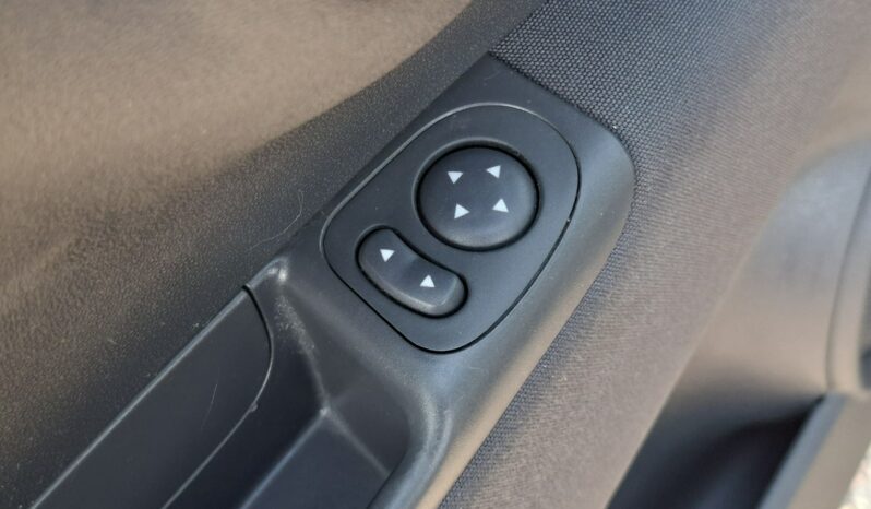 Fiat 500 Klimatronic 2-stref, Elektryczne szyby, Elektryczne lusterka full