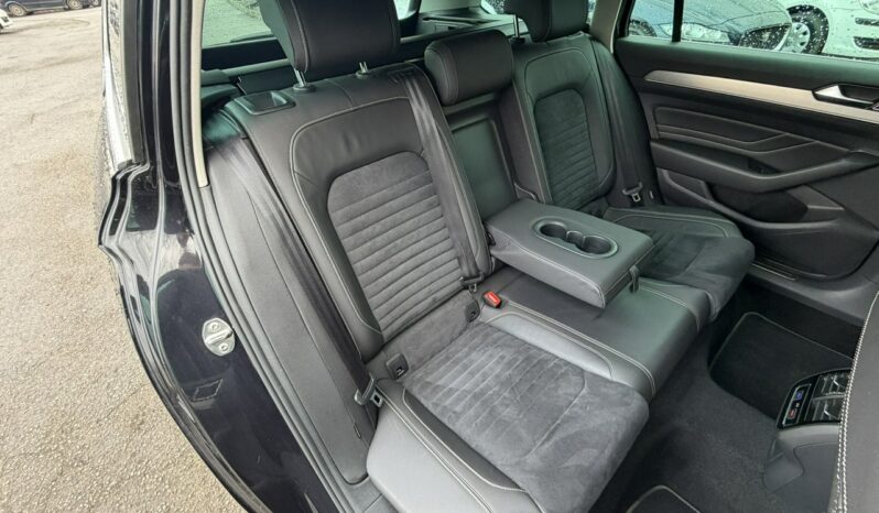 Volkswagen Passat Klimatronic 3-stref, Podgrz. fotele, Podgrz. szyba, Skóra/Alcantara full