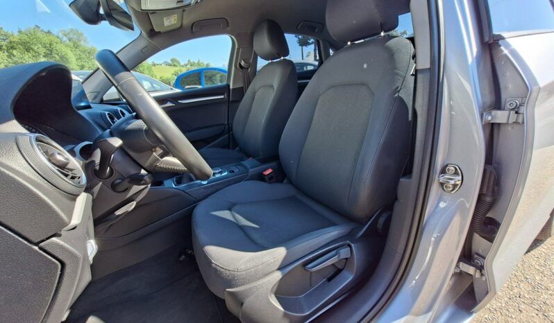 Audi A3 Limousine 1.5 TFSI ACT Sport, Klimatronic 2-stref, Nawigacja, PDC 2x full