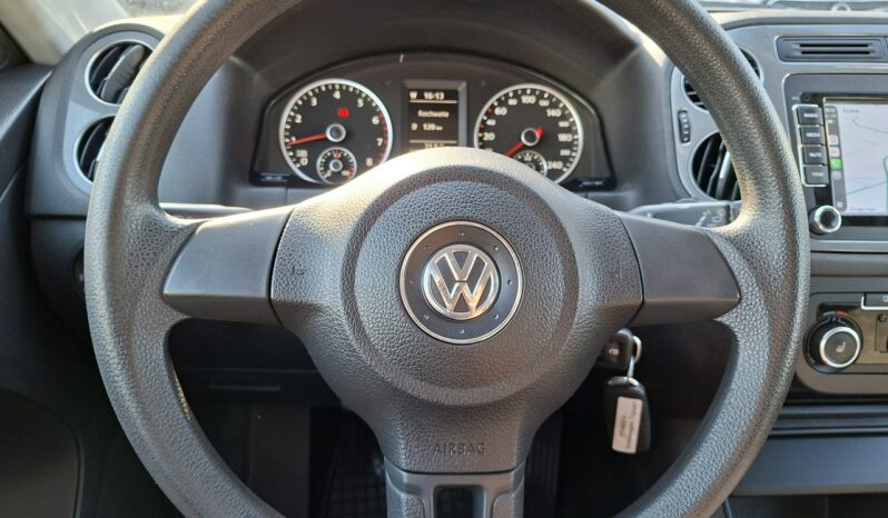 Volkswagen Tiguan 4Motion, Klimatyzacja, Podgrz. fotele, Kamera cofania, Nawigacja full