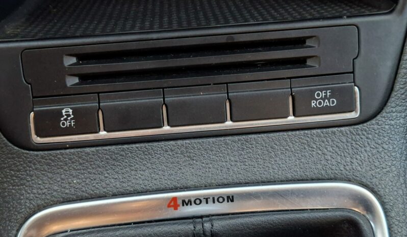 Volkswagen Tiguan 4Motion, Klimatyzacja, Podgrz. fotele, Kamera cofania, Nawigacja full