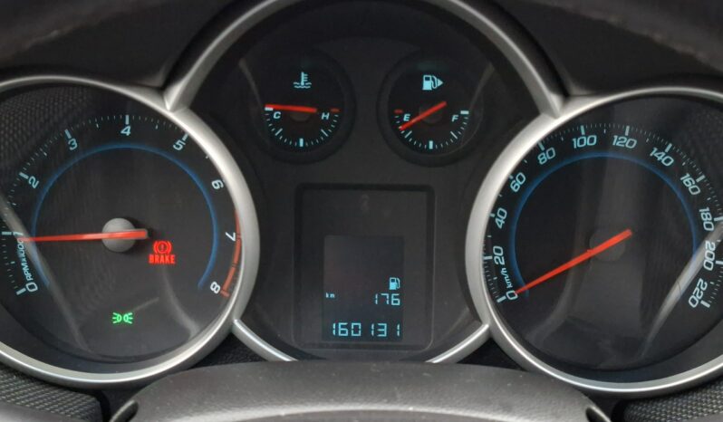 Chevrolet Cruze Klimatyzacja, Ele szyby 4x, Ele lusterka, Czujniki parkowania full