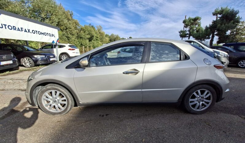 Honda Civic Klimatronic, CarPlay, Kamera cofania, Ele szyby 4x, Ele lusterka full