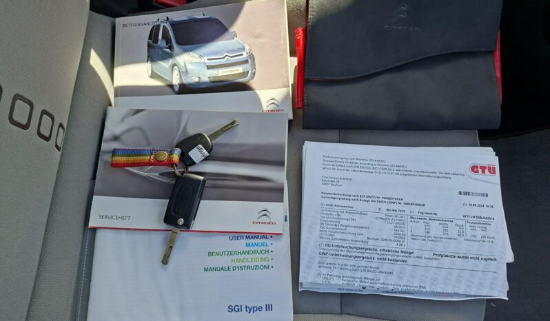 Citroen Berlingo Klimatyzacja, LPG, Dach panoramiczny, Hak, PDC, 2 kpl. kół full