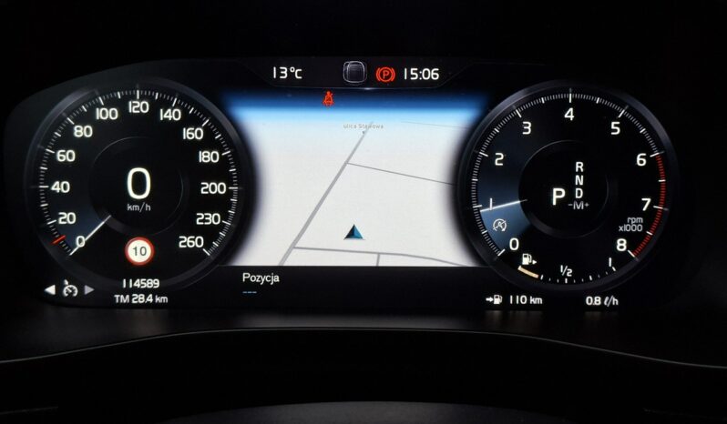 Volvo XC 40 Klimatronic, Nawigacja, CarPlay/AndroidAuto, PDC full