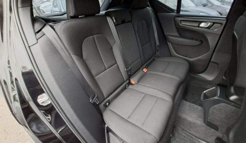 Volvo XC 40 Klimatronic, Nawigacja, CarPlay/AndroidAuto, PDC full